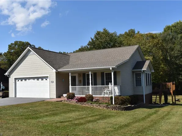 219 Triplett St, Jonesville, NC 28642