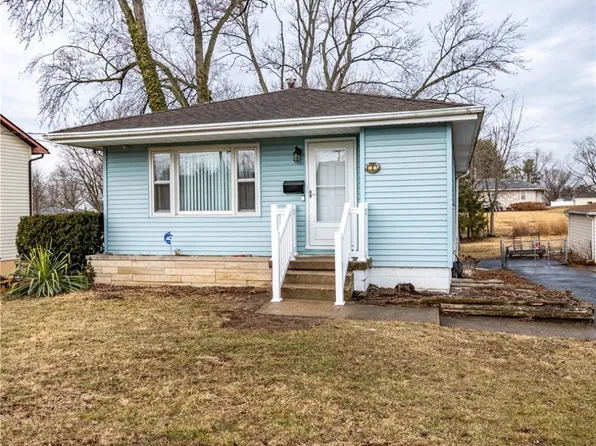 3 E Pepperidge Ct, Decatur, IL 62521