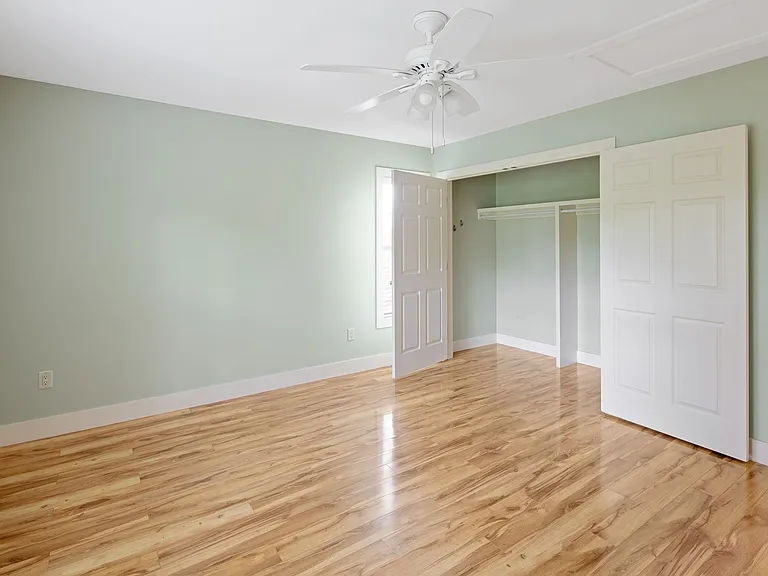 6 Thurland Ave — Photo 18