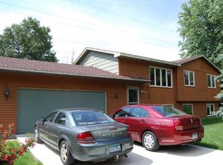 260 123rd Ln NW, Coon Rapids, MN 55448