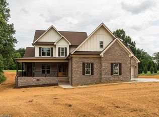 595 Hiltons Landing Dr, Greensboro, NC 27455
