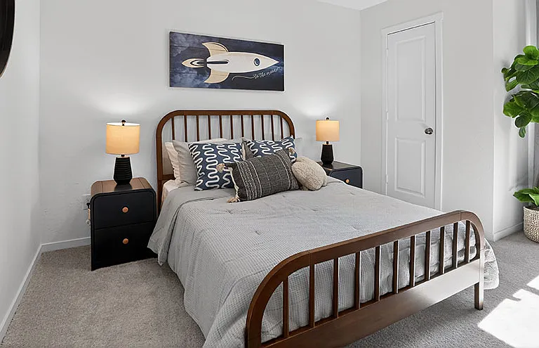 Sienna at Applewood Grove Rental Homes — Photo 10