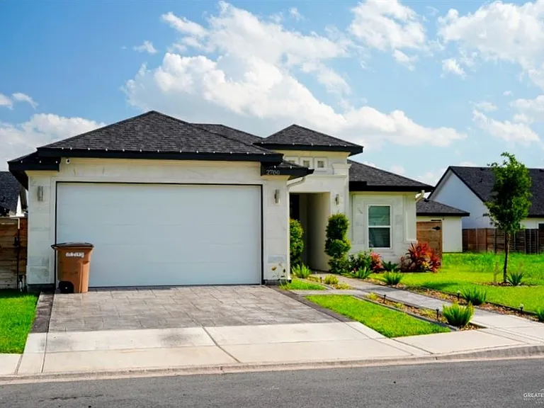 2700 S Comal Rd — Photo 3