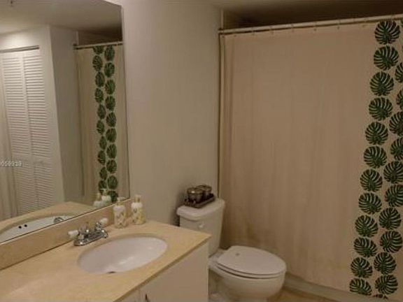 2nd image of 1750 N Bayshore Dr APT 1512