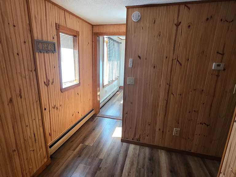 570 S Main St #1 — Photo 12