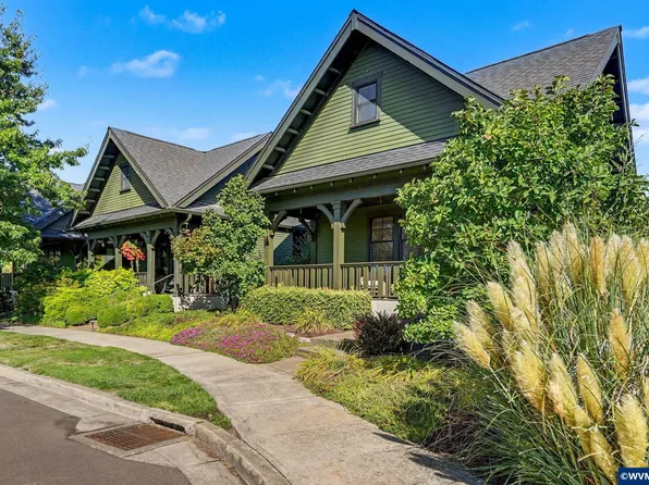 1760 Gwinn St E, Monmouth, OR 97361