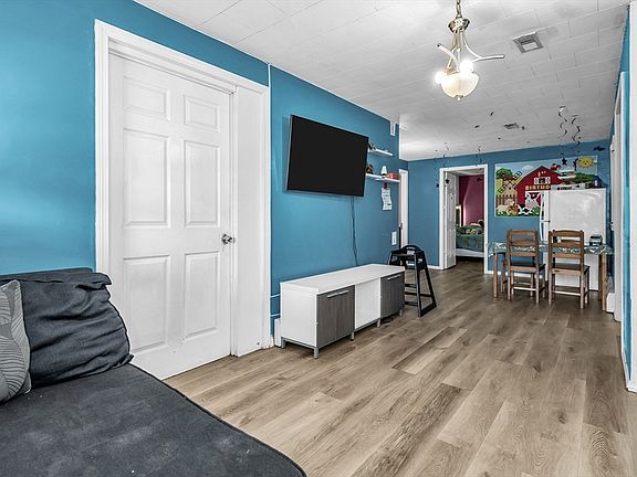 5th image of 28 Exchange St