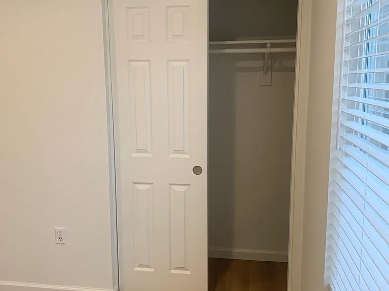230 Wildrose Cmn #1 — Photo 13