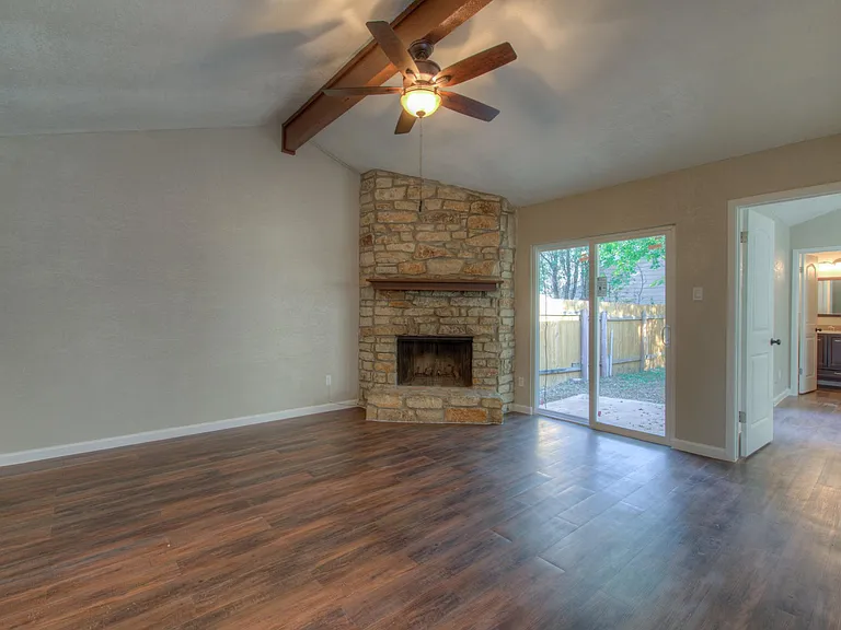 6303 Emerald Forest Dr #B — Photo 7
