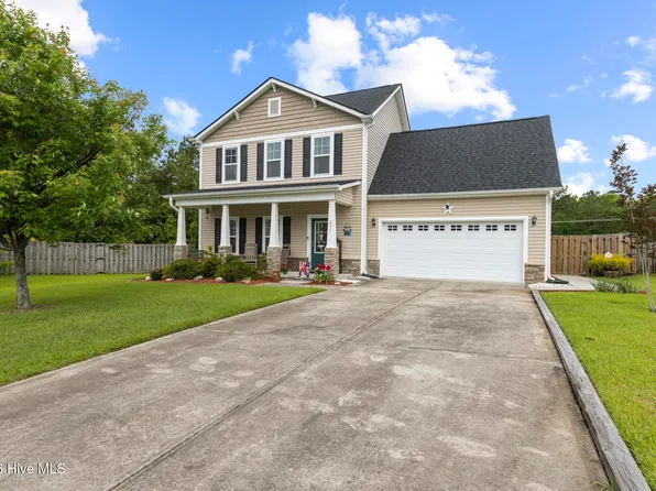 231 Admiral Court, Sneads Ferry, NC 28460