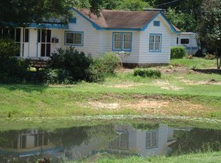 Longview St, Seale, AL 36875