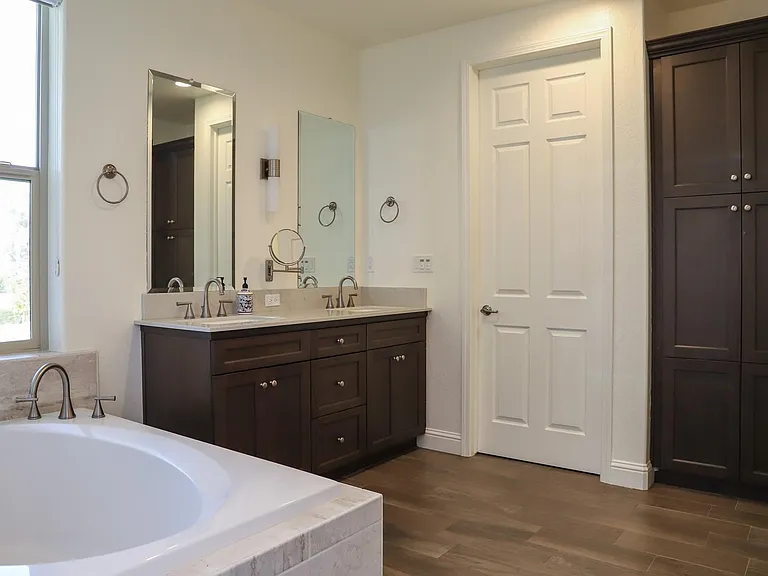 11829 N Bella Vita Ave — Photo 5