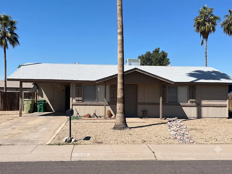 11412 N 57th Dr — Photo 1
