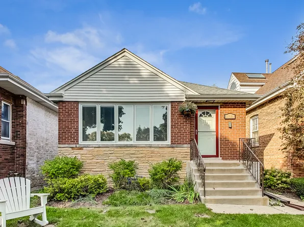 5836 Capulina Ave, Morton Grove, IL 60053