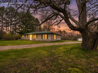 1190 Meadow Rd, Tawas City, MI 48763
