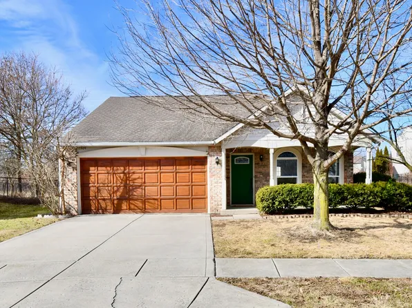 6304 Pickwick Ct, Zionsville, IN 46077