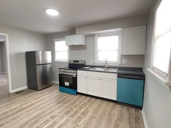 2302 S Hackley St, Muncie, IN 47302