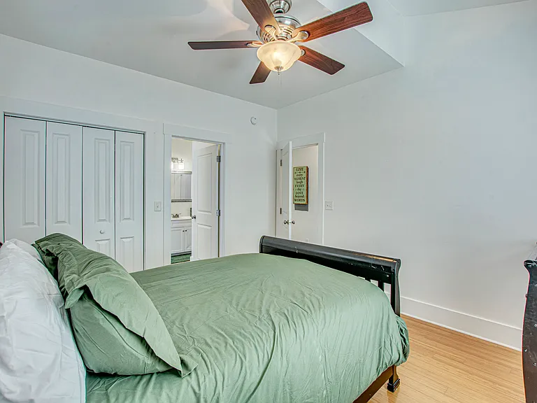 5174 Celtic Dr — Photo 17