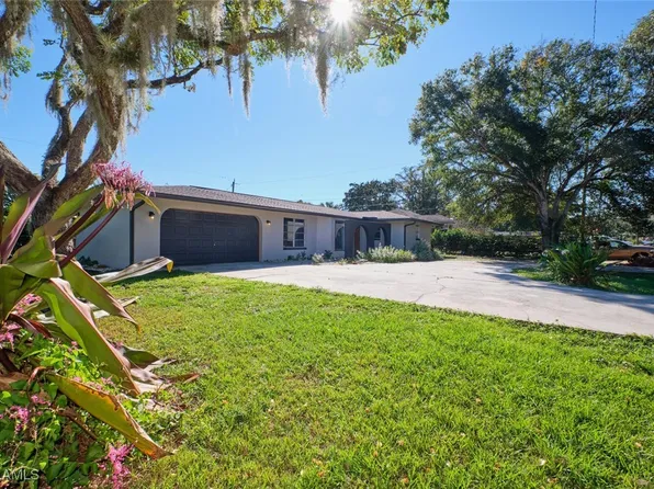2502 Barcelona Ave, Fort Myers, FL 33905