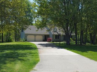 268 Elemeda St, Holland, MI 49424