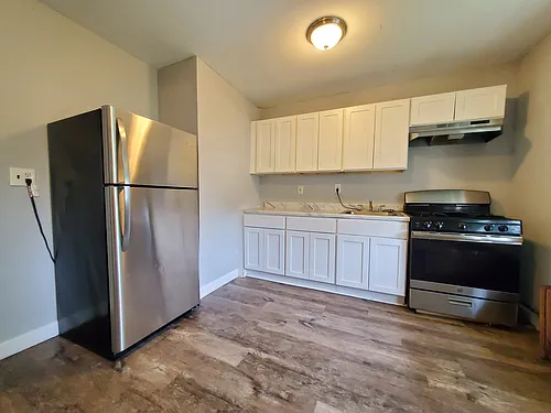 107 Van Nostrand Ave #1 Photo 1
