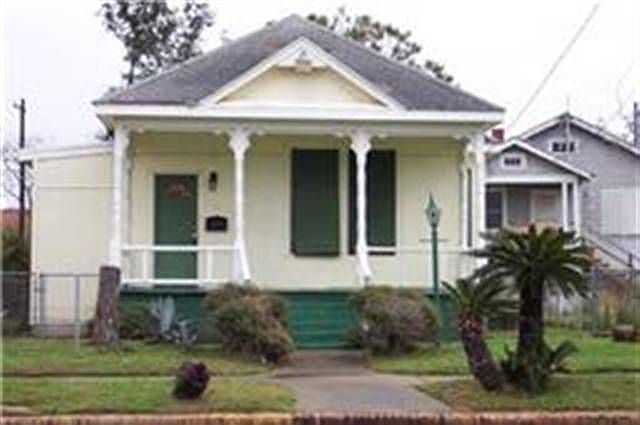 1st image of 1110 33rd St