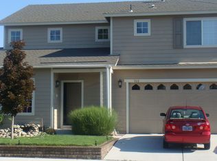 748 Palmwood Dr, Sparks, NV 89434