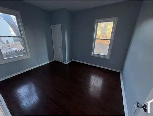 480 21st St #L1 — Photo 3