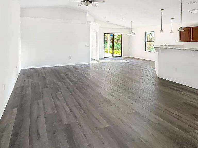 8657 El Paseo St — Photo 3