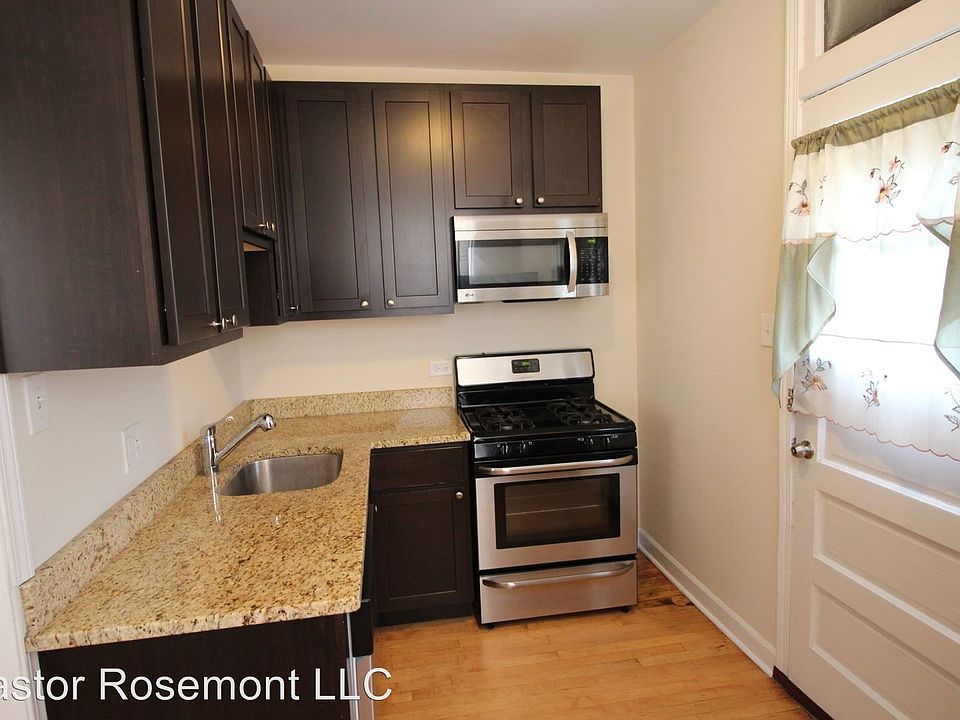 1st image of 2343 W Rosemont Ave #3