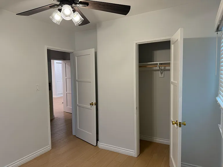 4125 1/2 W Toluca Lake Ave #4123-1/2 — Photo 21