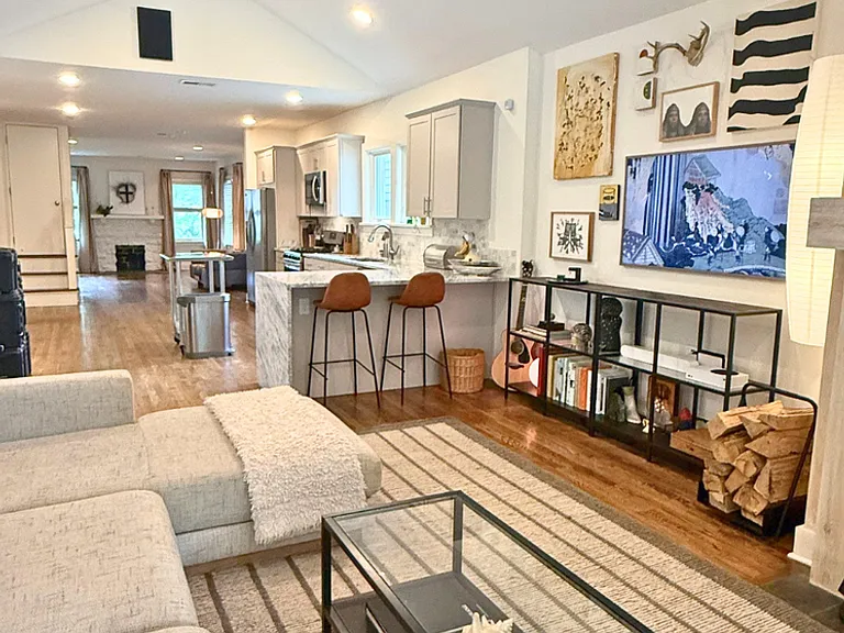 420 S Holmes St — Photo 11