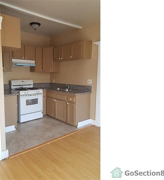 1st image of 605 Cedar Ave APT 4