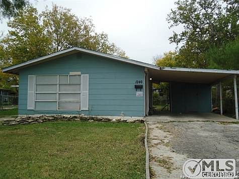 2nd image of 1246 Thorain Blvd