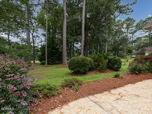 5th image of 102 Rollingwood Circle
