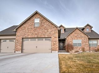 3401 E Sparrow Hawk Dr, Ammon, ID 83401