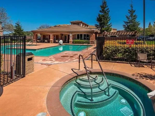 700 Moon Cir, Folsom, CA 95630