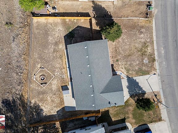 4th image of 1138 Riverbend Dr
