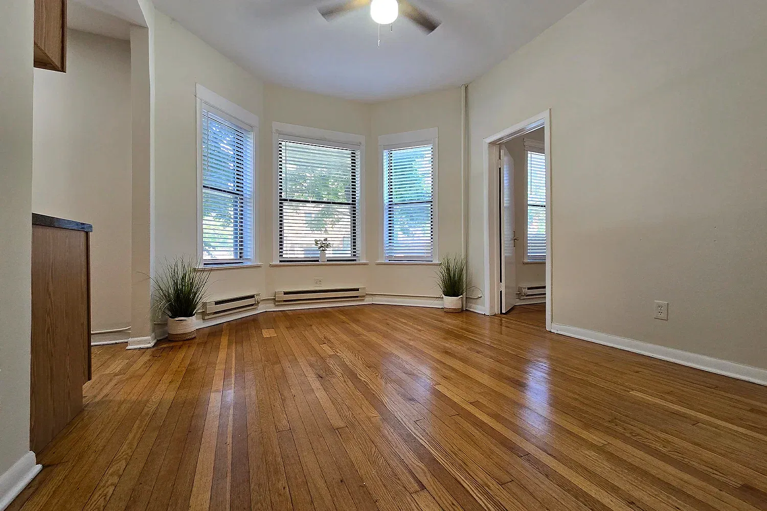 1 bed, 1.0 bath, $1,895 — Photo 1