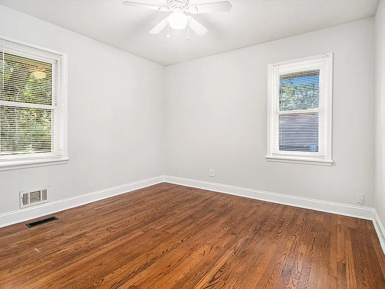 1686 Derrill Dr — Photo 19
