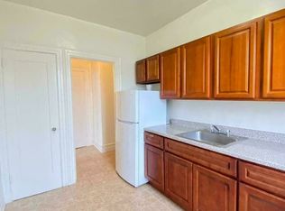 305 84th St #D, Brooklyn, NY 11209