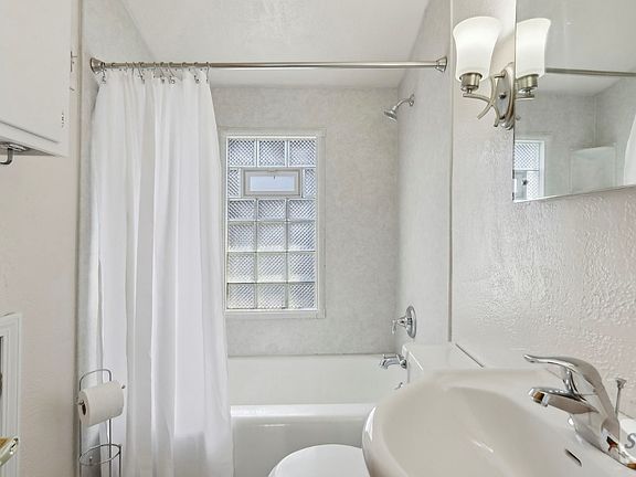 5th image of 3344 E Van Norman Ave #2