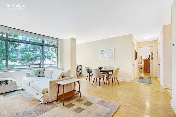 Rented by Sotheby's International Realty | media 3