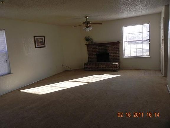 3rd image of 4320 Hulen Cir E