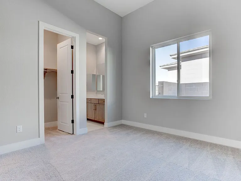 4778 Outlook Peak St — Photo 37