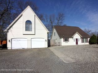 914 Pensacola Rd, Forked River, NJ 08731