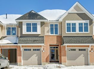 513 Muscari St, Ottawa, ON K1T 0S3