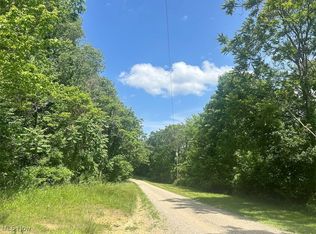 Pear Orchard Rd, Dresden, OH 43821