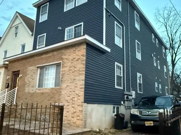 56 Cummings St, Irvington, NJ 07111