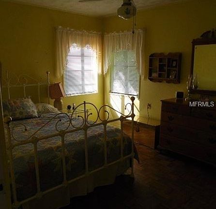 4th image of 44104 Parkway Ln